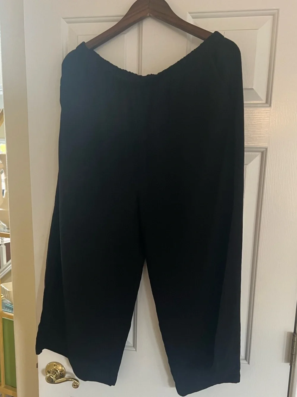 Kylie Paige NWT Black Wide Leg Crop Pants with Elastic Waist. Linen blend. Large
